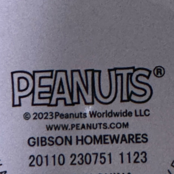 Snoopy Eggs Easter Peanuts Mug - Picture 4 of 4